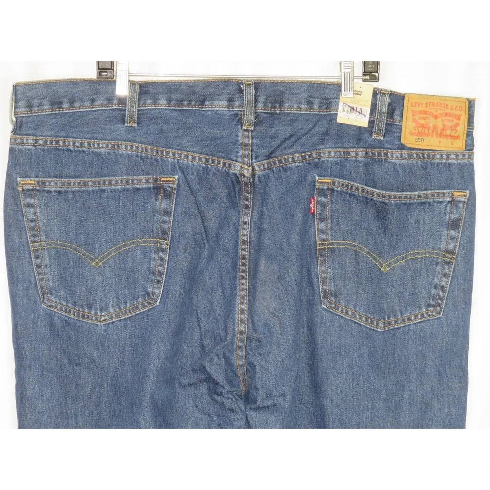 NEW! Levi's 550 Relaxed Fit 100% Cotton Medium Wash Jeans Men's‎ 46 X 29 NWT!